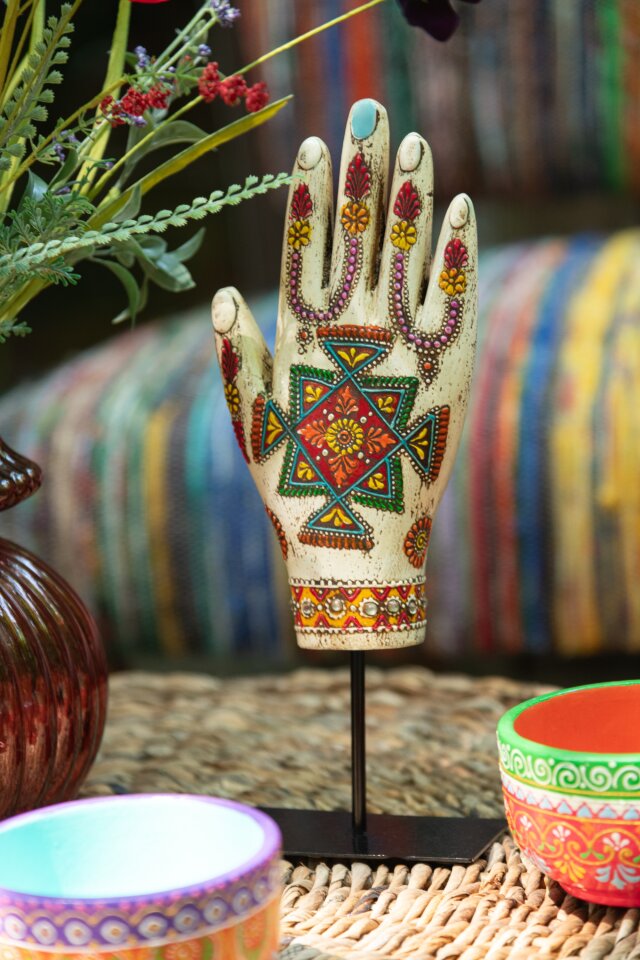Hand On Stand Delhi Mango Wood Mix