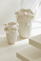 Vase Botanica Lotus Pod Clay Beige